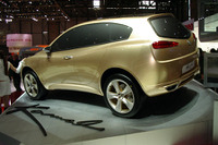 【ジュネーブショー2003速報】アルファロメオ『カマル』…ライバルは『RAV4』 画像