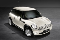 MINI 2010年モデル…ONEグレードにミニマリズム仕様 画像