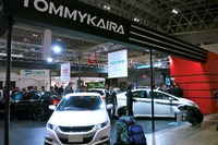 【東京オートサロン10】プリウス & インサイト のRR仕様…トミーカイラ 画像