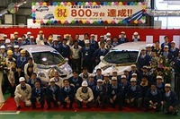 豊田自動織機、自動車生産累計800万台を達成 画像