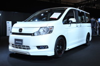 【東京オートサロン10ライブラリー】ホンダ モデューロ ステップワゴン 画像