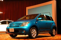 トヨタ、レンタカー料金を4月から引き下げ 画像