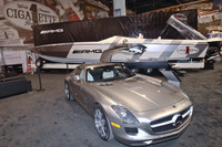 SLS AMG 仕様のパワーボート登場…8100万円 画像