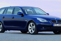 BMW 5シリーズツーリング 新型、ライプツィヒでワールドプレミア 画像