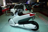 【ジュネーブモーターショー10】ホンダの電動コミューター、三輪1人乗り 画像