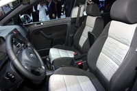 【ジュネーブモーターショー10】VW クロスゴルフ…最新 ゴルフ 顔にイメチェン 画像