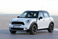 MINI カントリーマンのアイデアコンテスト…「センターレールを活用せよ」 画像