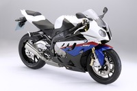 BMW S1000RR のYouTube動画が175万ビューを記録 画像