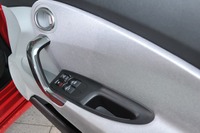 【ホンダ CR-Z 発表】スポーティかつ上質感あるインテリアのために 画像