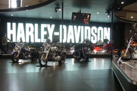 【東京モーターサイクルショー10】H-D PREMIUM STAGE…ハーレーダビッドソン 画像
