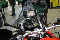【東京モーターサイクルショー10】用品も充実!…BMWの純正ナビが発売へ 画像