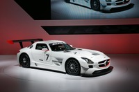 【ニューヨークモーターショー10】メルセデスベンツ SLS AMG GT3、戦闘準備完了 画像