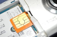 SIMロック解除は広がるのか 携帯電話 画像