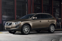 ボルボ XC60、パワステオイル漏れで火災のおそれ 画像