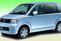 三菱自動車、国内販売の不調を海外に支えられ……2002年度の実績 画像