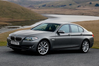 BMW 5シリーズセダン と X1、デザイントロフィー2010でダブル受賞 画像