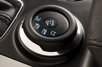 フォード エクスプローラー 次期型、先進の4WDシステム搭載 画像