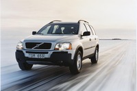 【ボルボ『XC90』日本発表】SUV市場へ本格参入---安全対策は万全!! 画像
