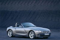 BMW『Z4』ロードスターにシーケンシャルMT搭載モデルを追加 画像
