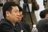 ［事業仕分け］金澤理事長、肩を落とす 画像