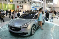 【北京モーターショー10】ヒュンダイ、直噴エンジン2機種と8速AT発表 画像