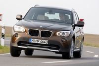 【BMW X1 試乗】走りの軽快感で18iがオススメ…松下宏 画像