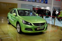 【北京モーターショー10】安徽江淮汽車、2台のエコカーを展示 画像