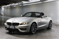 BMW Z4 にミッレミリア優勝70周年記念車 画像