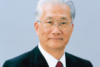 マツダ井巻会長が退任、山内社長が会長兼務へ 画像