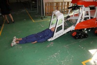 菊池製作所、新型レスキューロボットを発表 小型・軽量・高機動性 画像