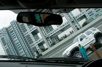 【ジープエクスぺリエンス2003】急斜面、グリルから突っ込んでしまう!! 画像