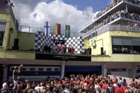 【F1オーストリアGP決勝】ミハエル・シューマッハ、燃えて3連勝 画像