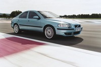 ボルボ伝統のRシリーズが復活、S60とV70に 画像