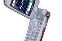 【今日のプレゼントその2】無料会員登録で『FOMA P2102V』を3名様に!! 画像