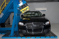 アウディQ5も最高の衝突安全性評価…IIHS 画像