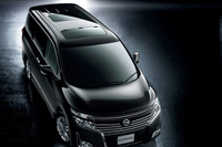 日産 エルグランド 新型、全体像を公開 画像