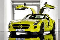 メルセデスベンツからEVスーパーカー…SLS AMG E-CELLプロトタイプ現る 画像