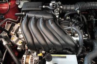 【日産 ジューク 発表】量産エンジン初のデュアルインジェクター 画像