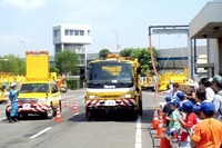 【夏休み】首都高で働く車の見学会 画像