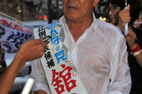 ［参院選10］史上最速の選挙チーム　最後はオープンカー 画像