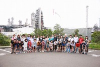 【夏休み】科学バスツアー、製油所などを見学 画像