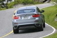 BMW アクティブハイブリッドX6 の予約を受け付け 画像