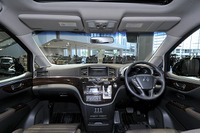 【日産 エルグランド 新型発表】解放感と包まれ感の両立 画像