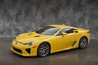 TUMI、レクサス LFA 専用ラゲッジセットを発表 画像