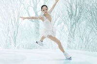 ピレリ、フィギュア安藤美姫を起用…氷をコントロール 画像