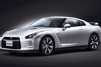 日産 GT-R に2WDモード搭載か 画像