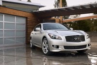 日産 フーガ、先進安全装備を3種採用した初のモデルに…NHTSA 画像