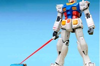 実物大ガンダム東静岡版のメガサイズガンプラが登場 画像