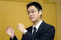 【CEATEC 10】「触る」「撮る」3D映像、小型画面でもリアルに…NTTドコモ 画像