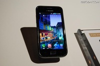 NTTドコモ、Android 2.2搭載タブレットを発表 画像